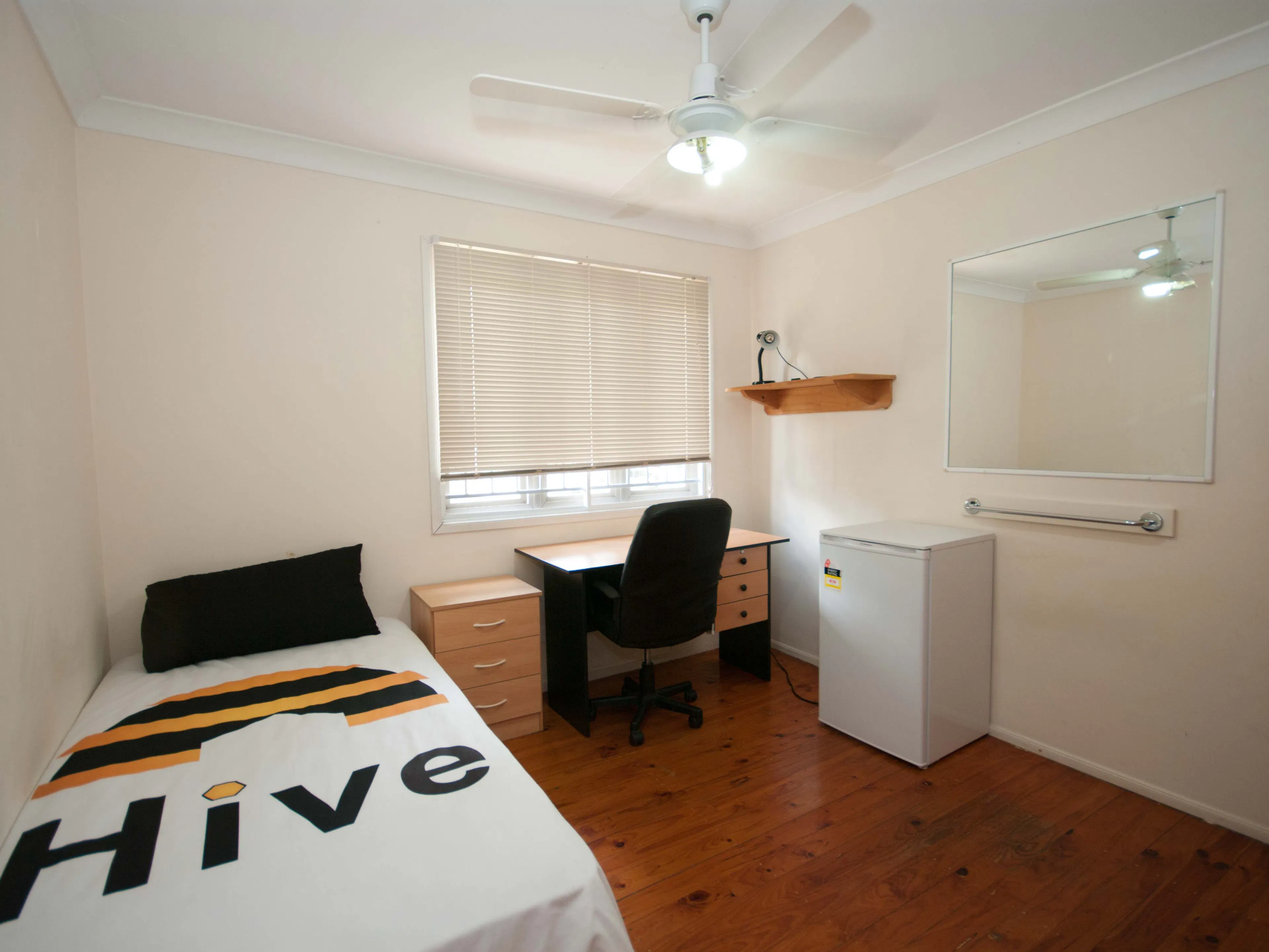 Cosy Single Room ROOM 1