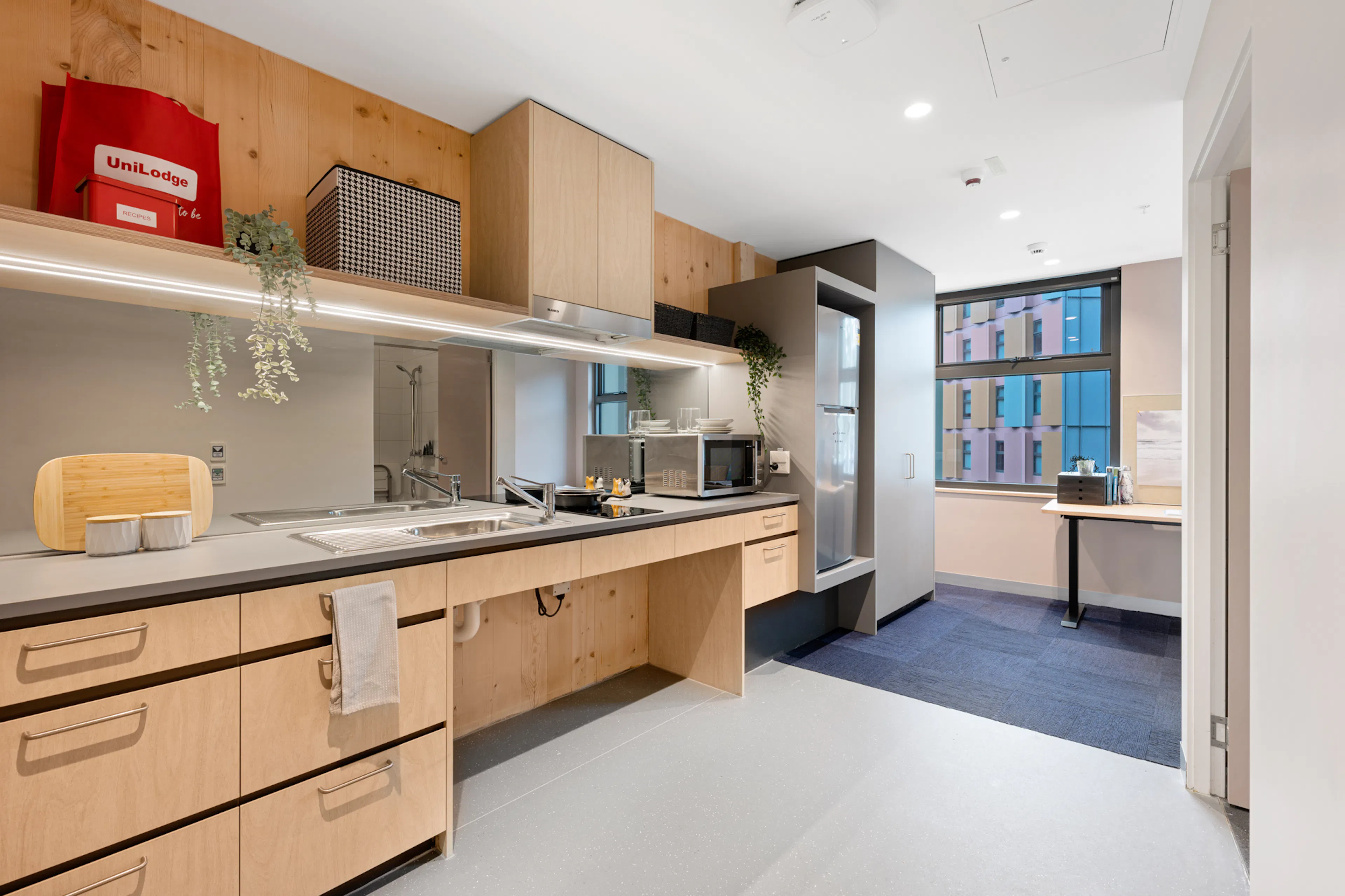 DDA Studio Apartment - North South Apartments KITCHEN 4