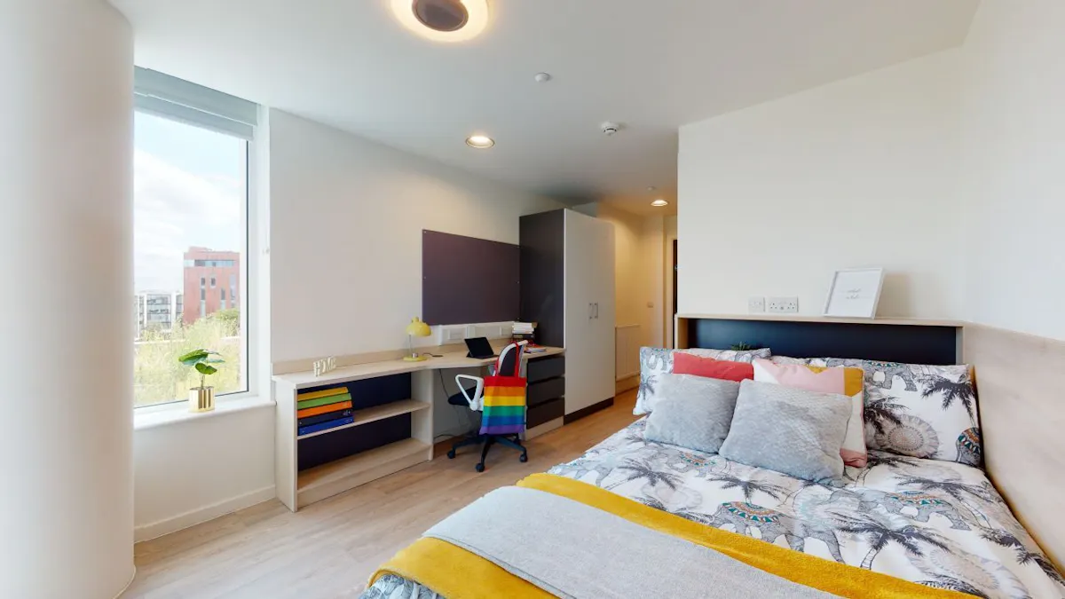 DDA Large Single Plus ROOM