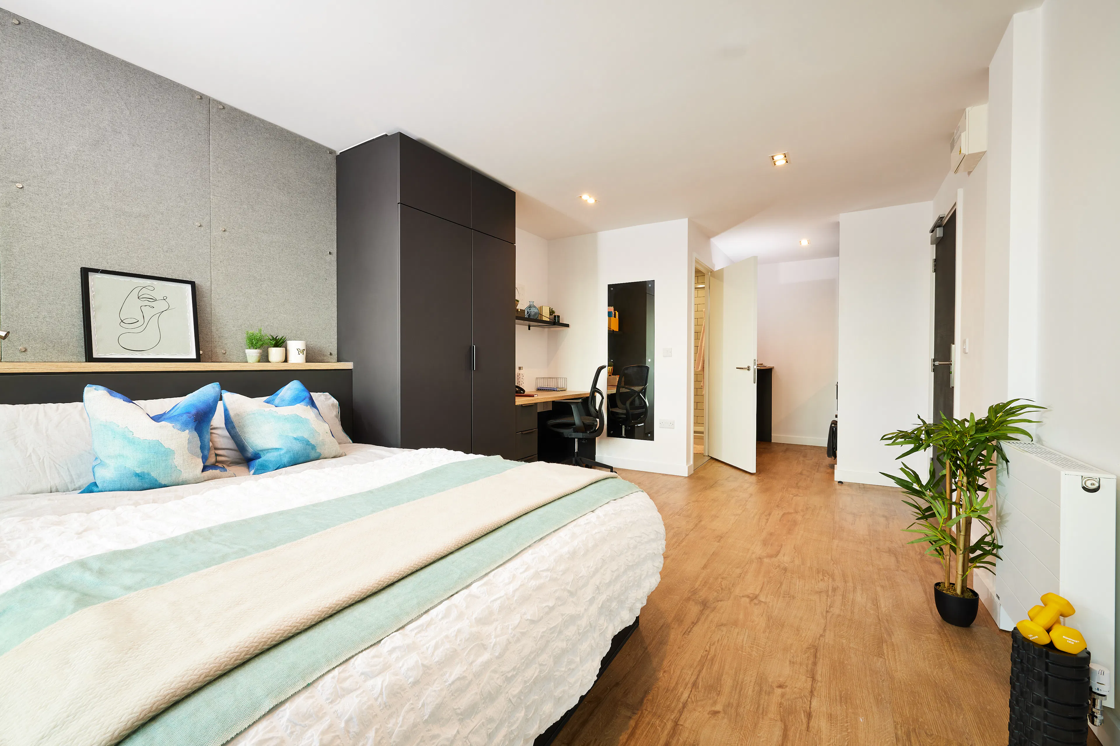 Cluster ROOM 2