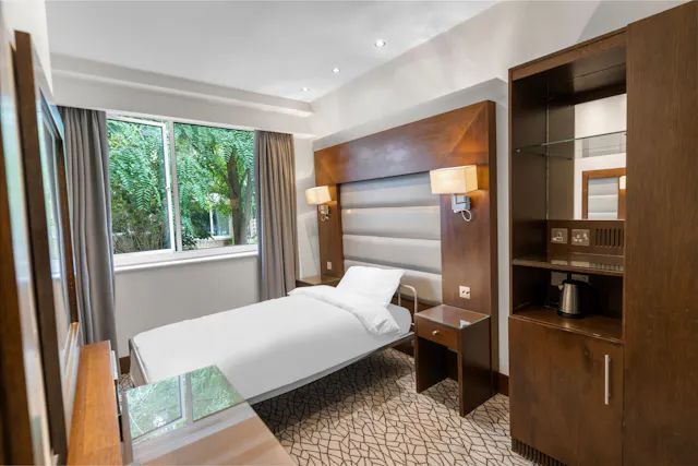 Single Ensuite Room room image 1