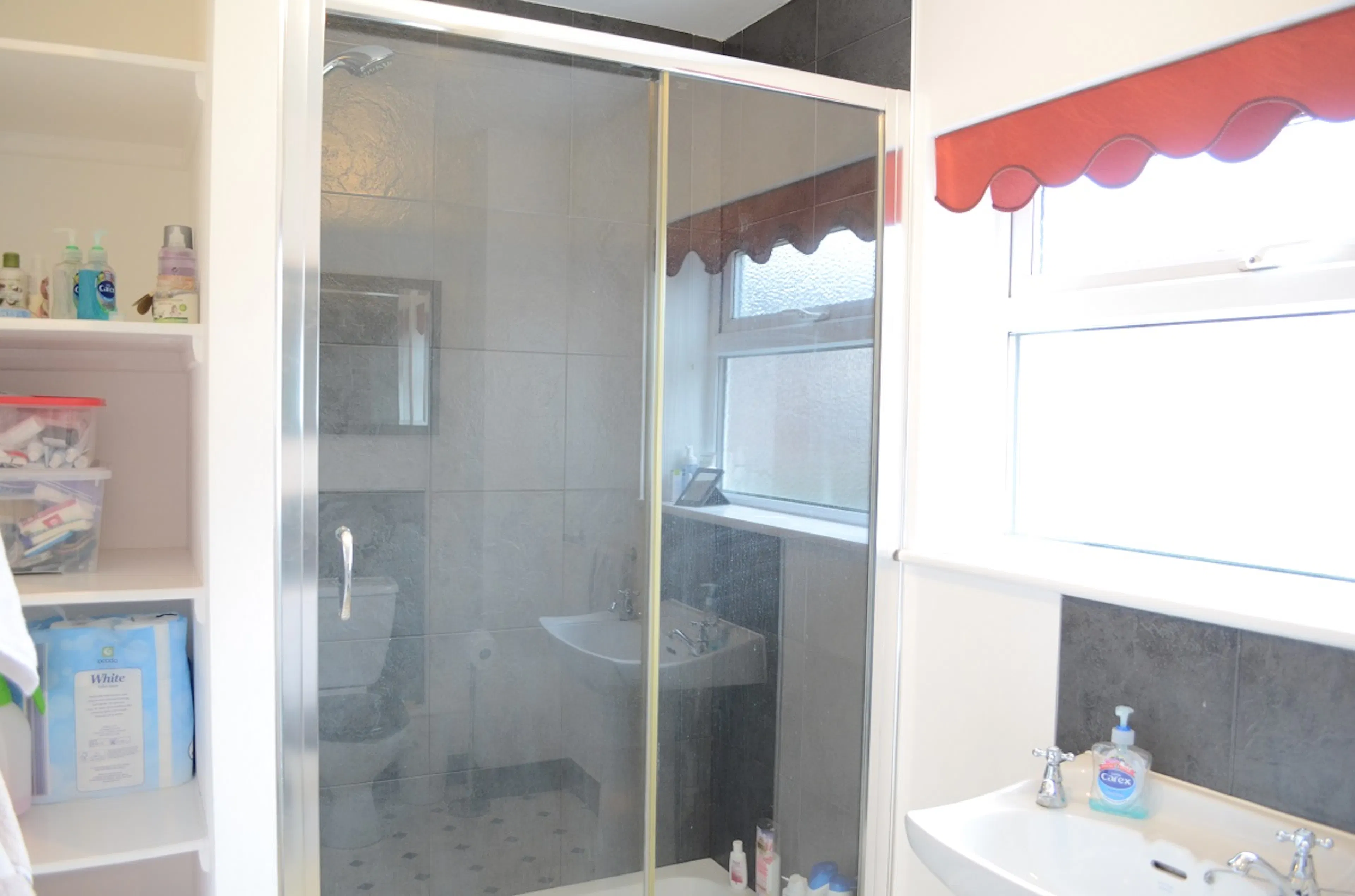 BATHROOM BATHROOM 2