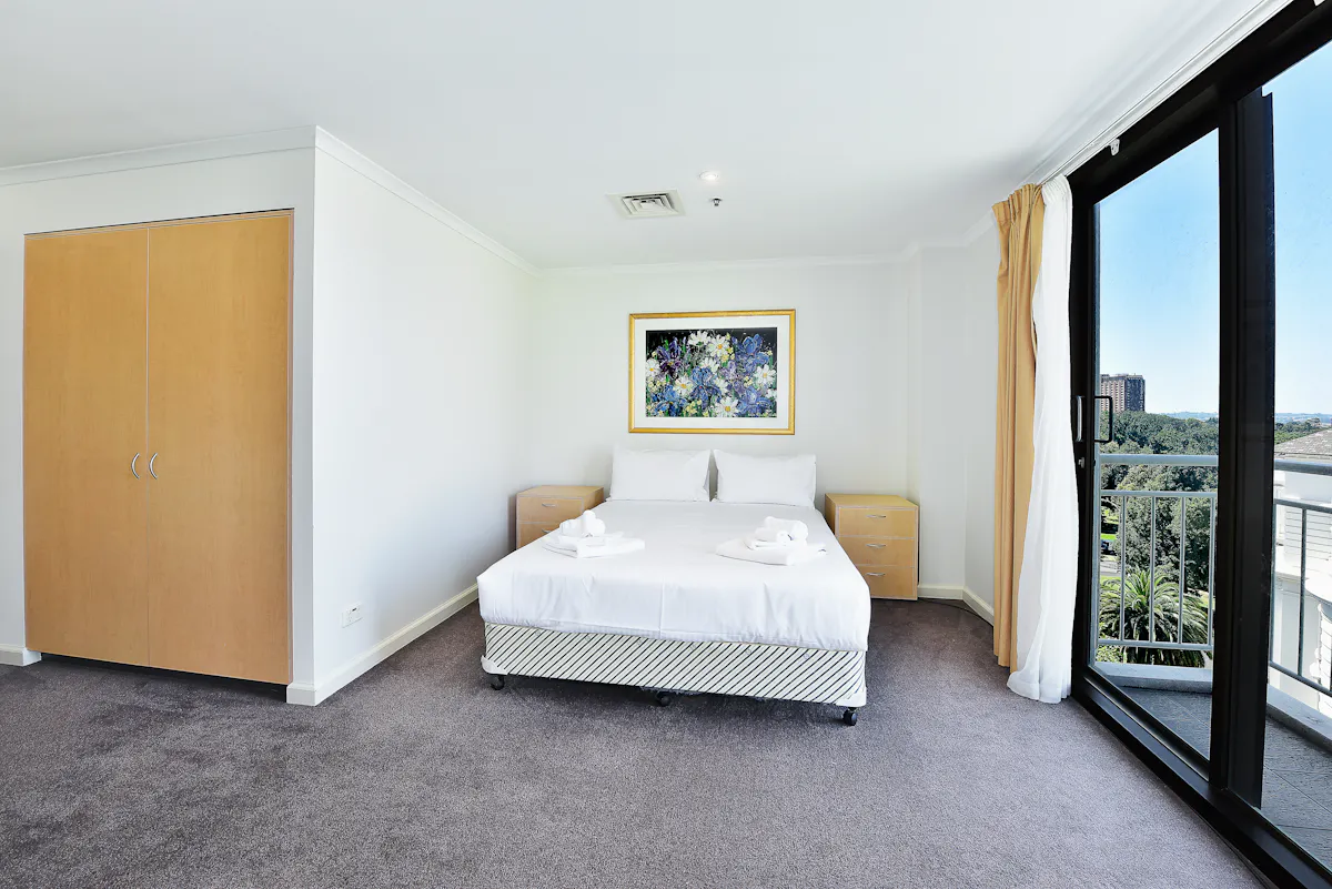 Studio Apartment (605) ROOM