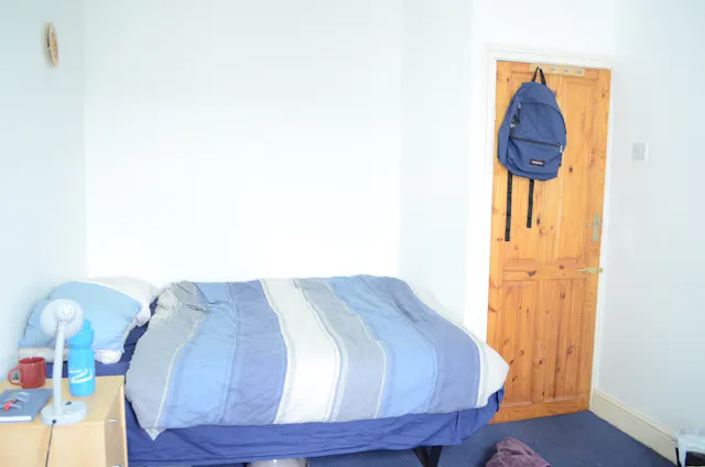 6 Bedroom Apartment room image 1