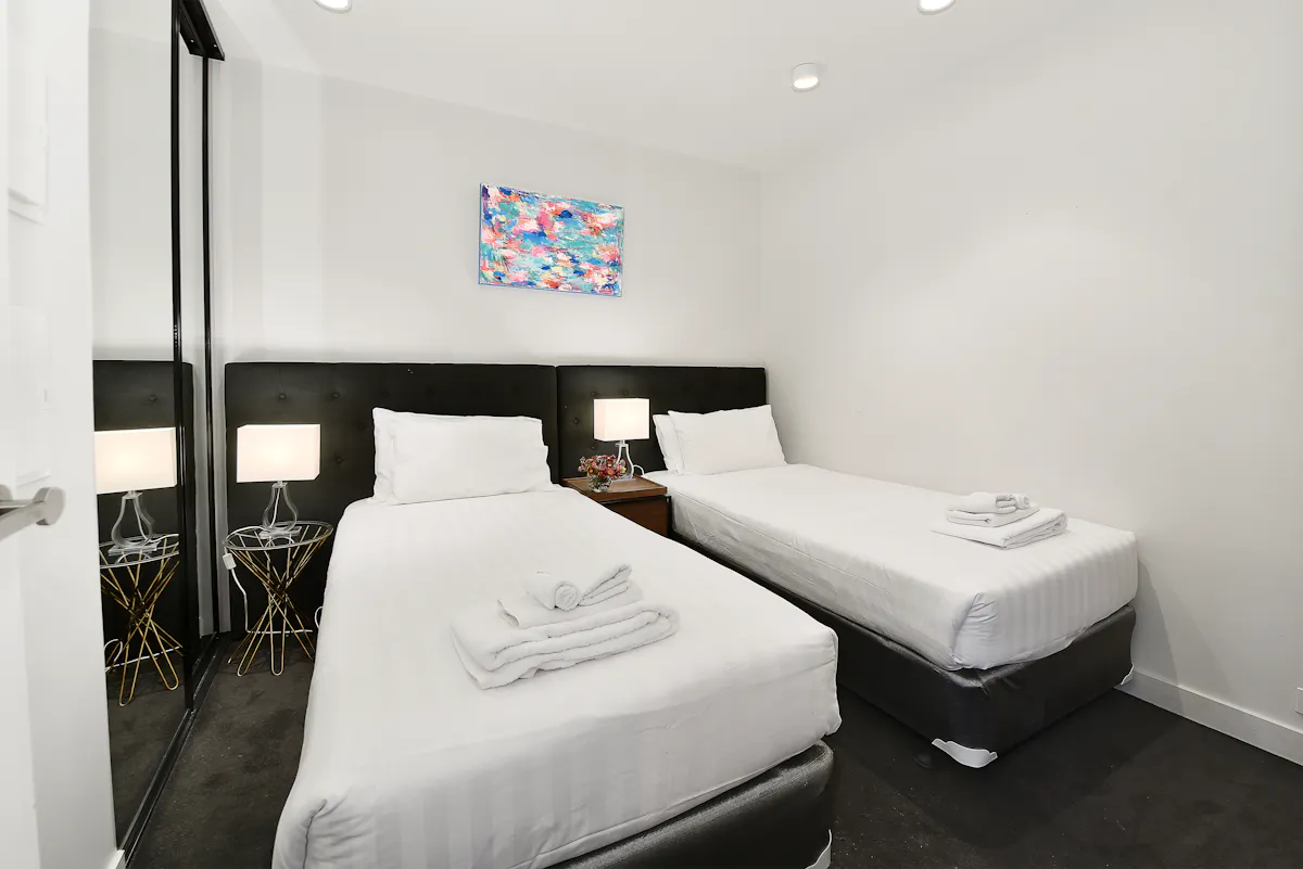 Apartment 1010 ROOM
