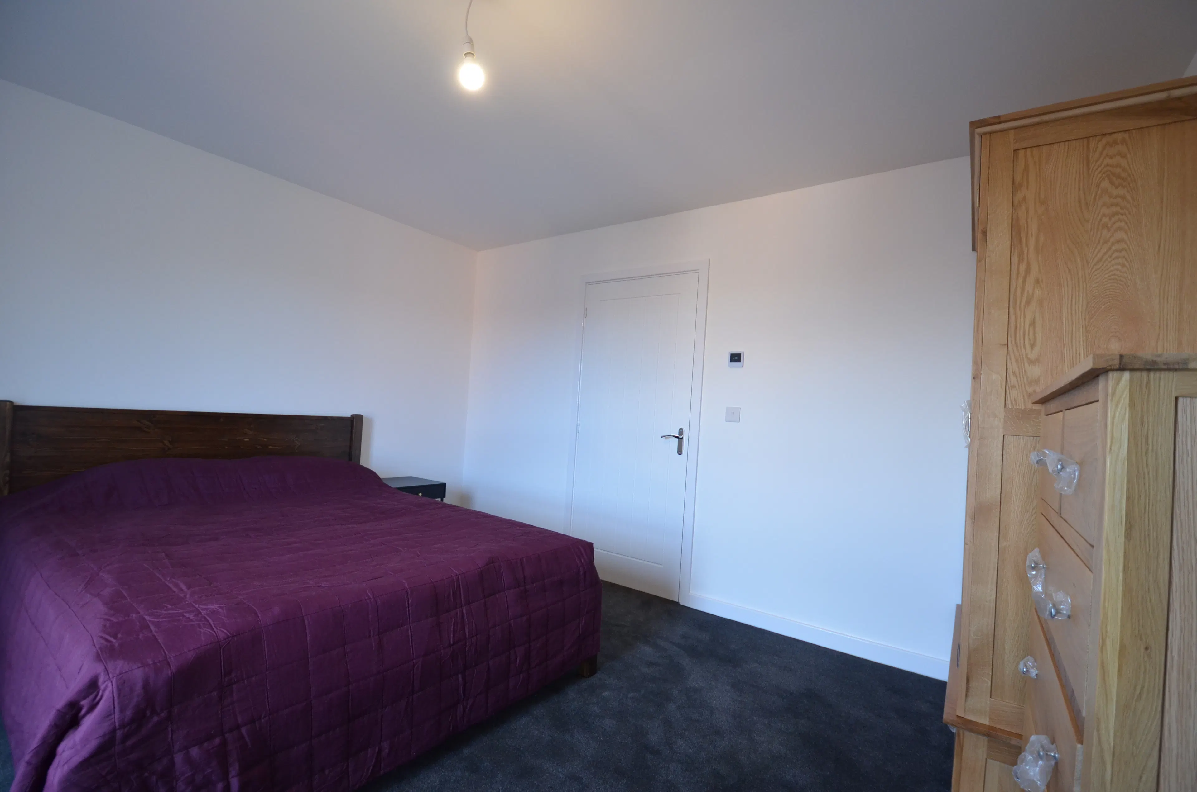 ROOM ROOM 1