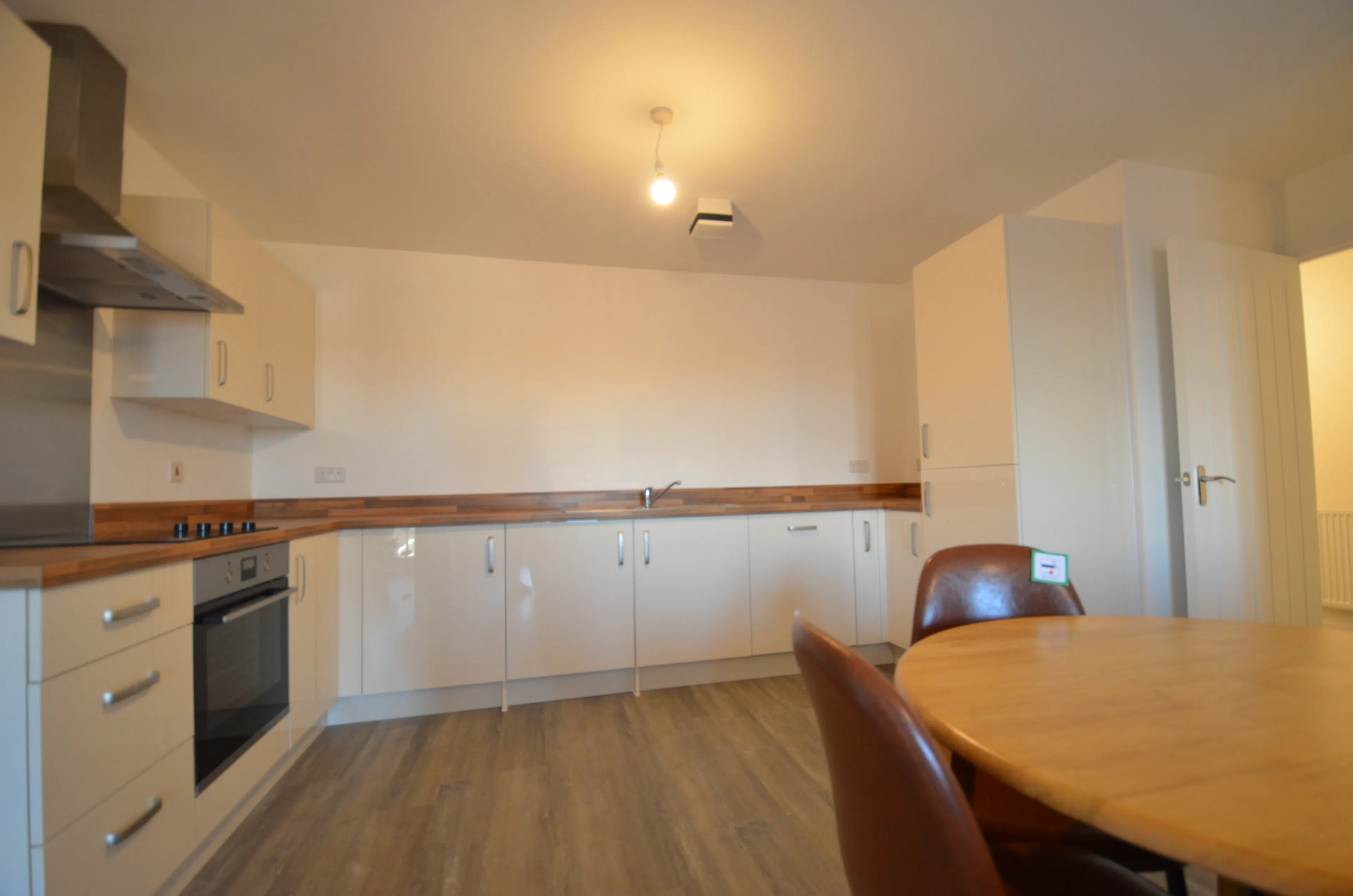 KITCHEN KITCHEN 4