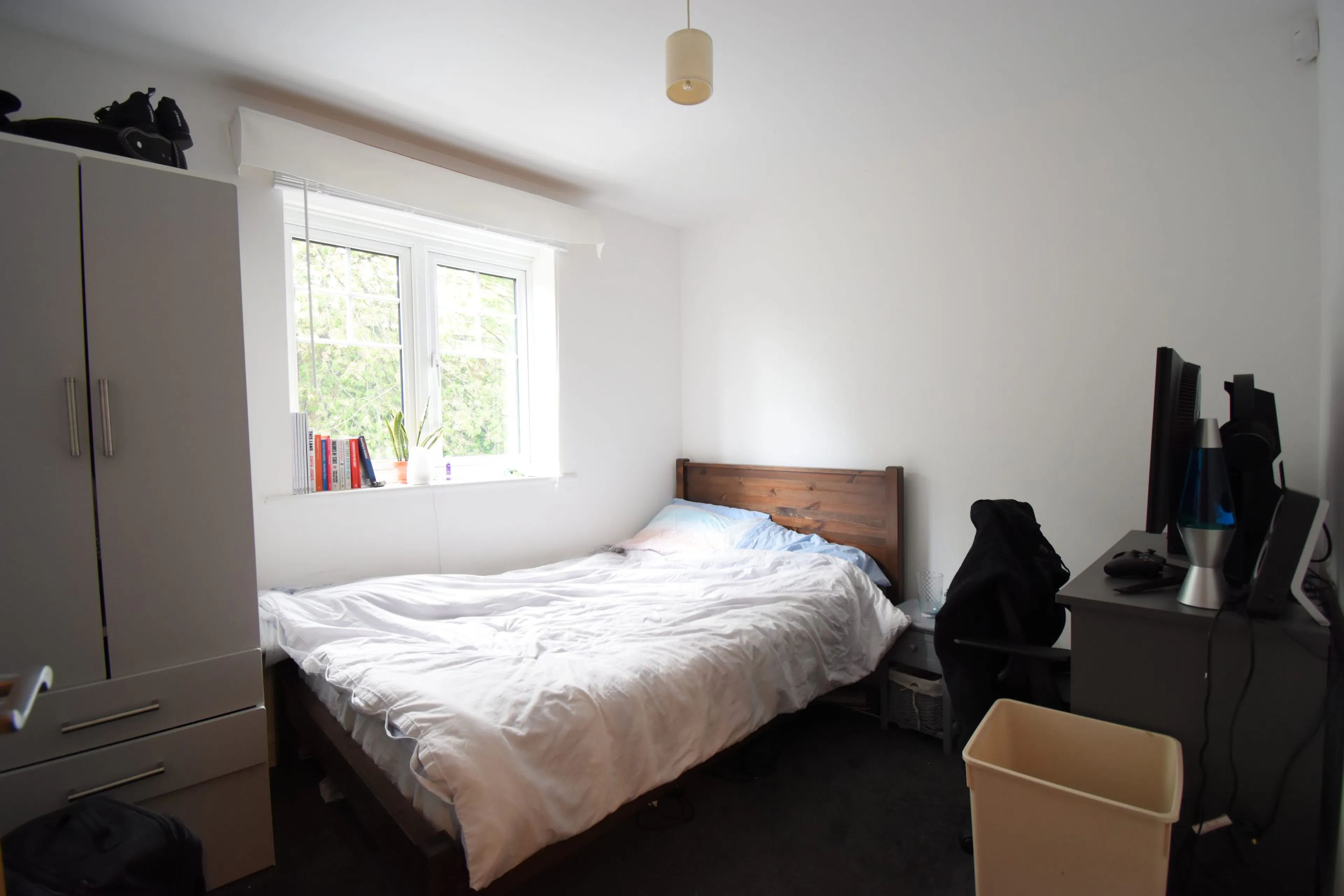 ROOM ROOM 1