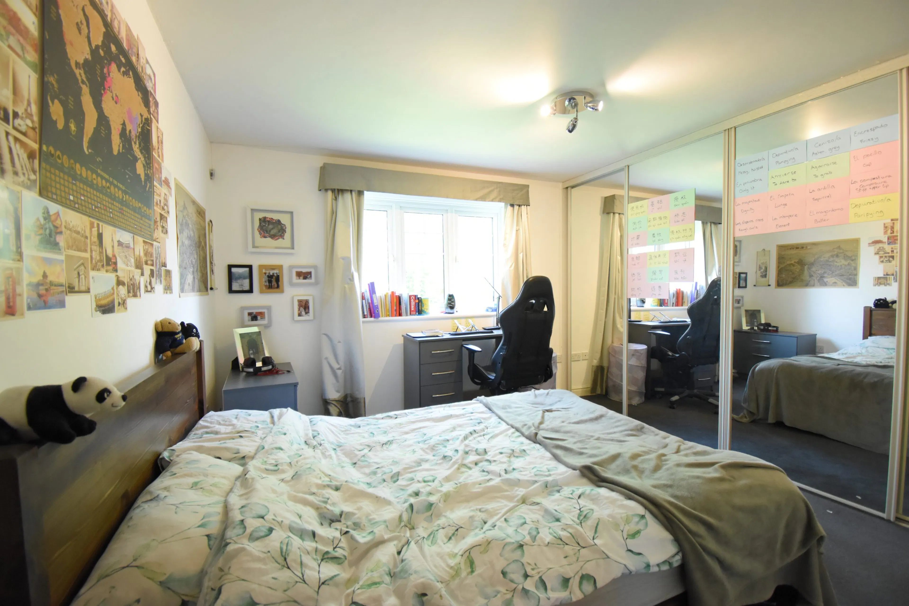 ROOM ROOM 2