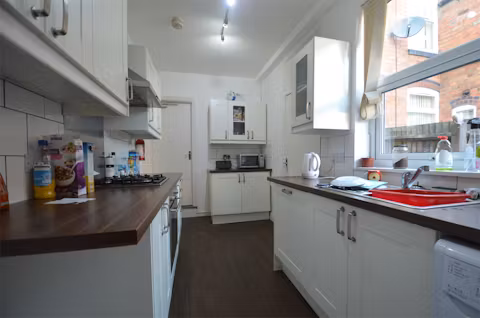 3-manilla-road-selly-oak-birmingham-KITCHEN