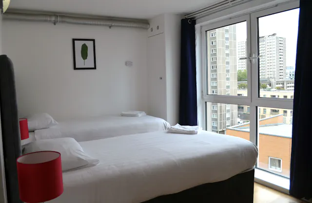 One Bedroom Apartment room image 1