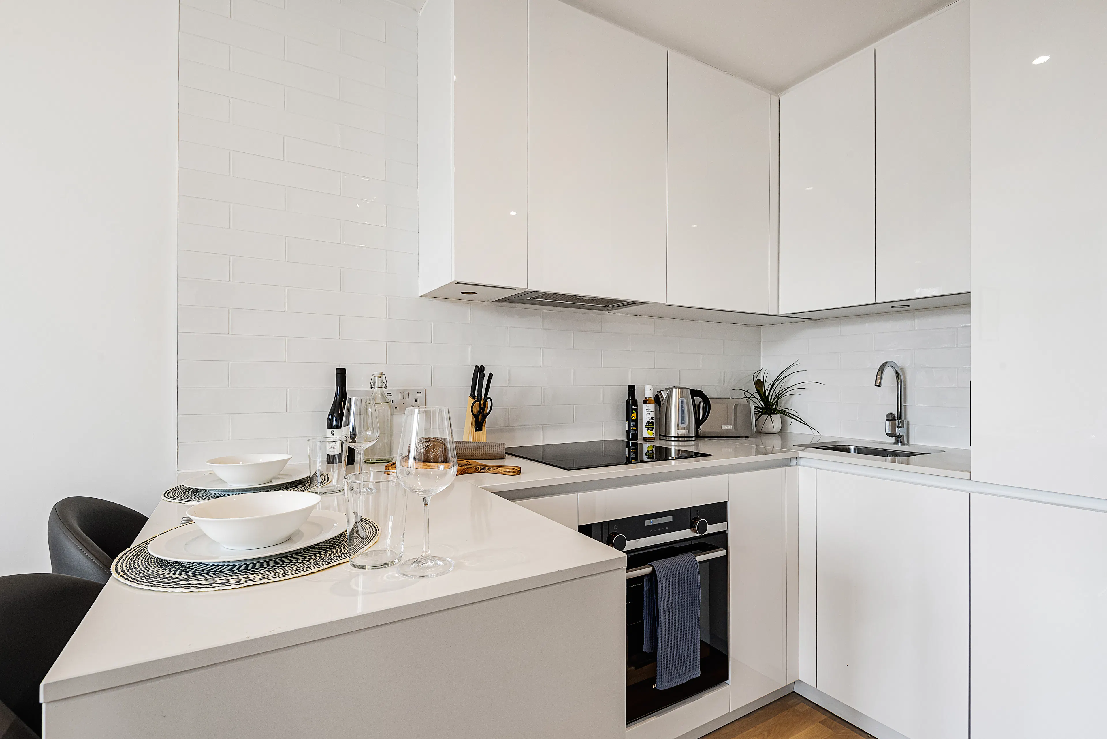 Studio KITCHEN 1