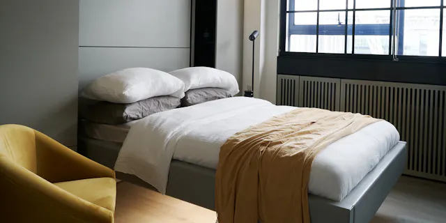 Studio room image 1