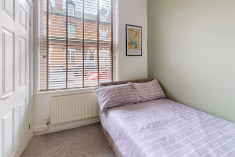 mostyn-road-birmingham-ROOM