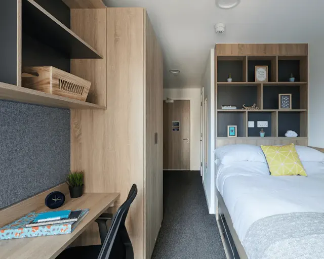 Deluxe En-suite room image 1