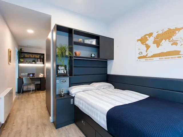 Deluxe En Suite room image 1