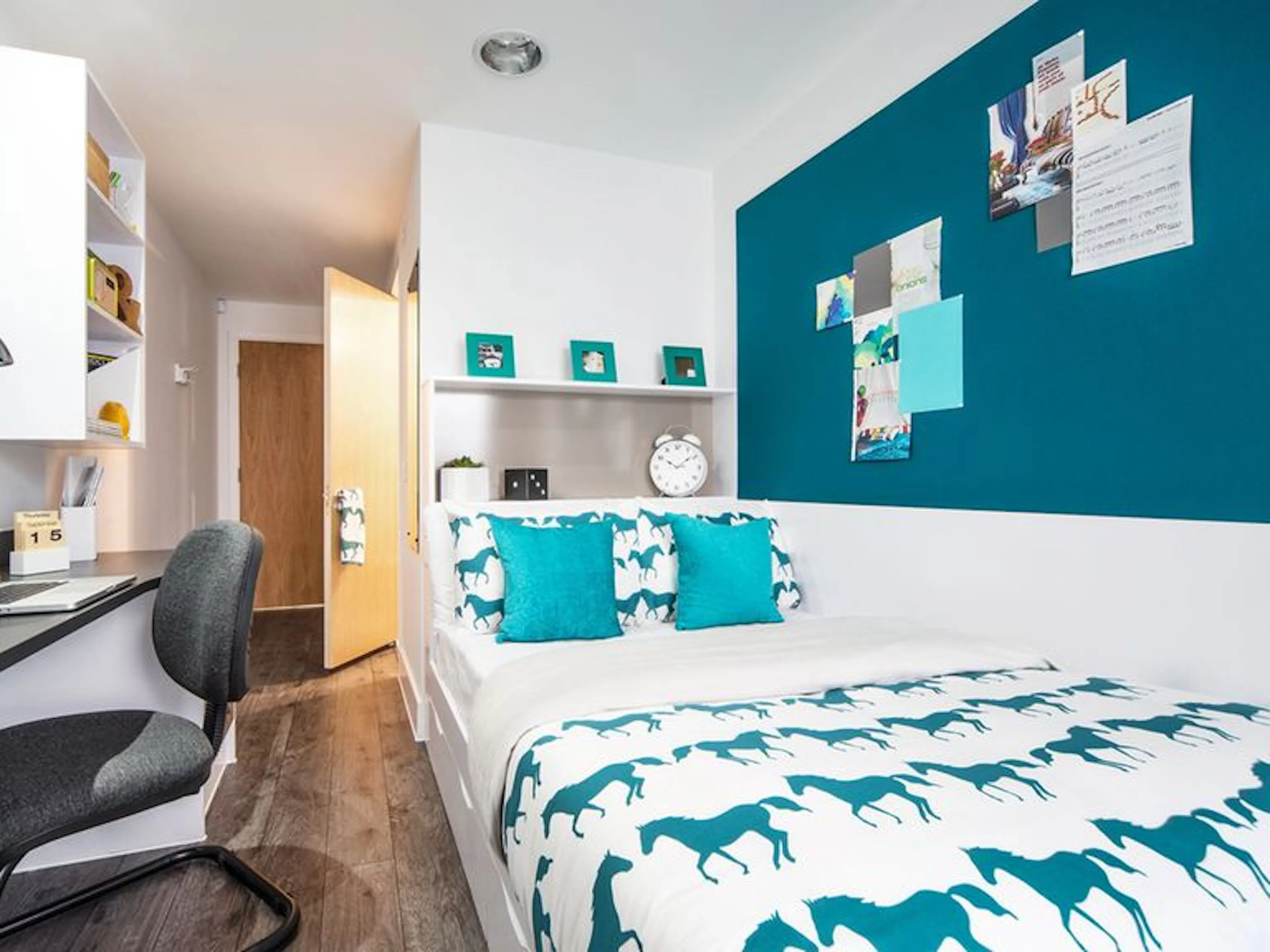 Deluxe Ensuite ROOM 4