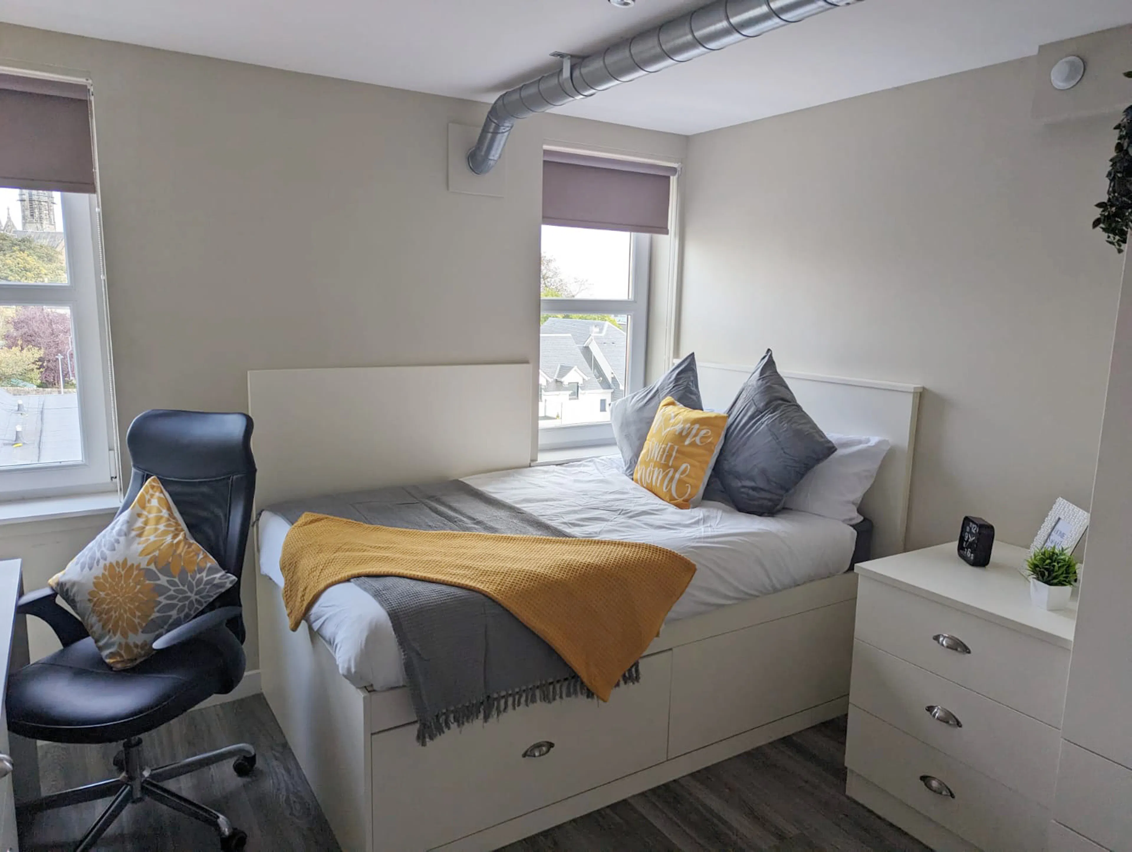 Deluxe Ensuite ROOM 2