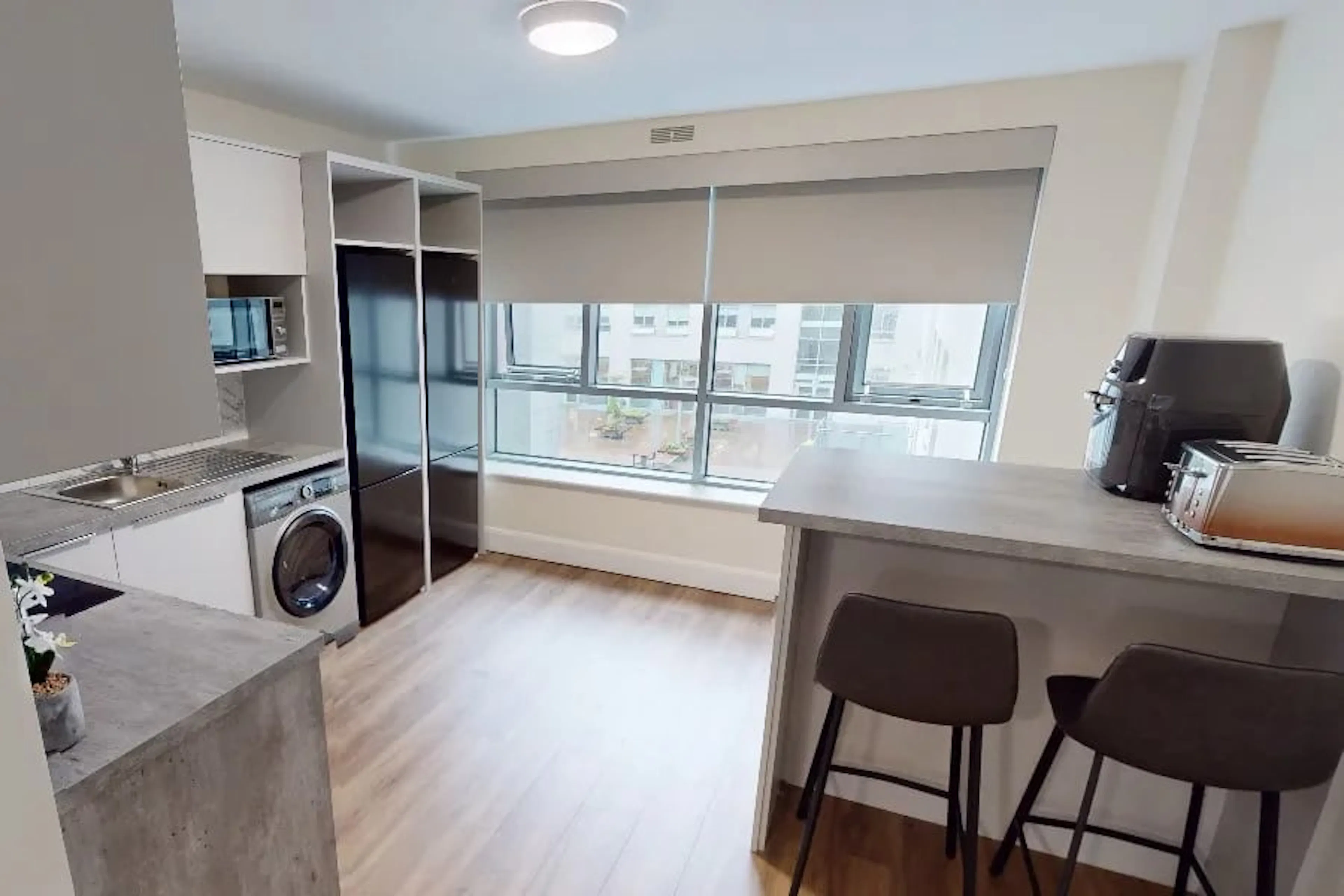 Deluxe En Suite KITCHEN 2