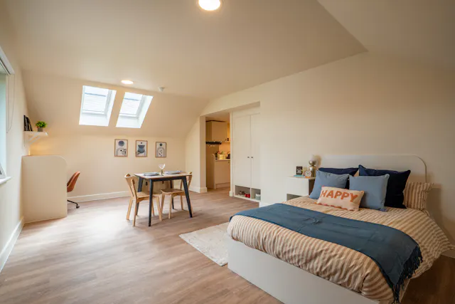 Deluxe Plus Studio – Dual Occupancy room image 3