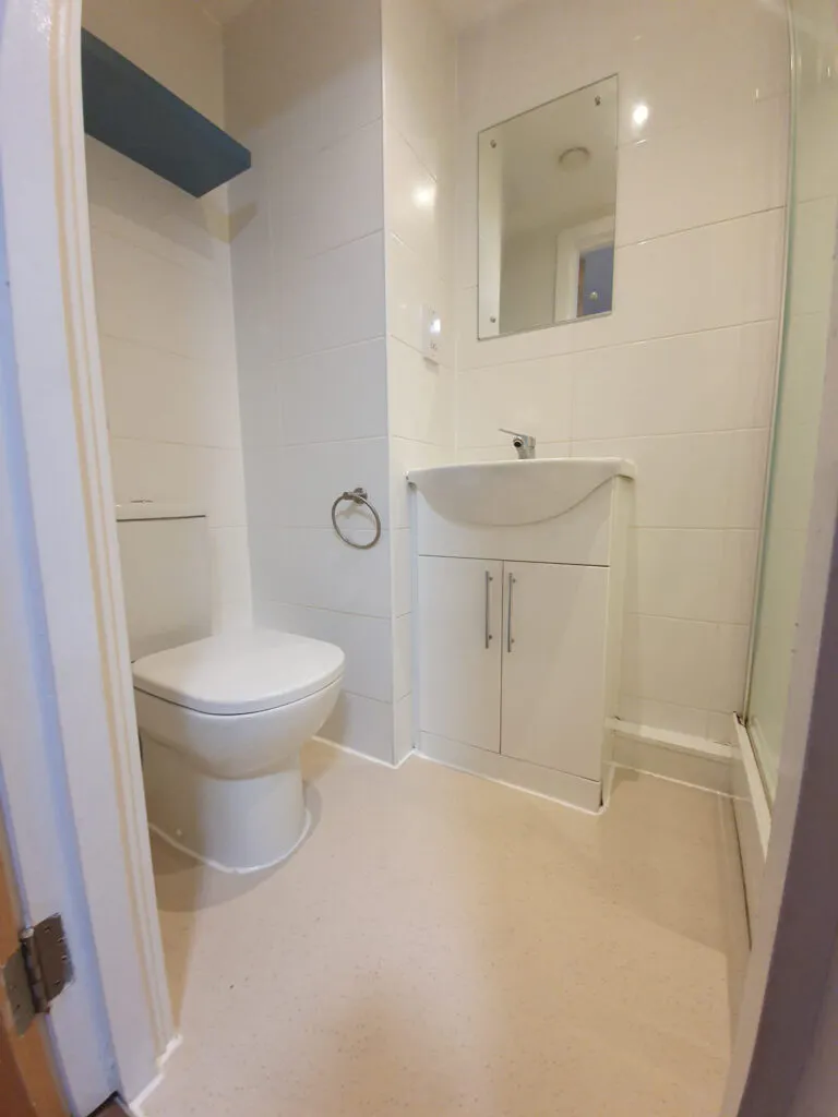 Deluxe Plus Studio (UK Guarantor not required)