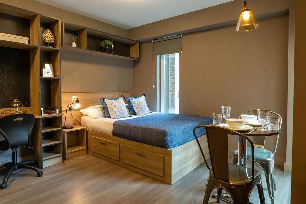 west-gate-exeter-Deluxe Plus Studio