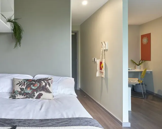 Deluxe Premium En-suite room image 1
