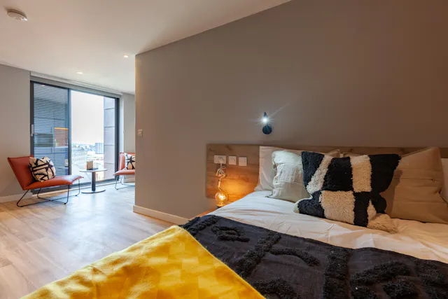 Deluxe Studio room image 1