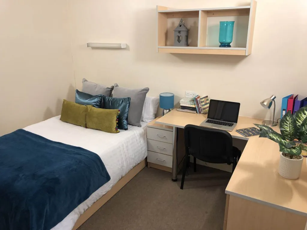 Deluxe Studio ROOM 3