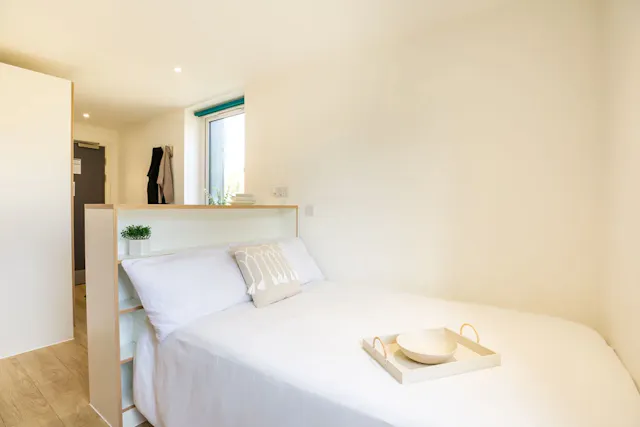 Deluxe Studio room image 1