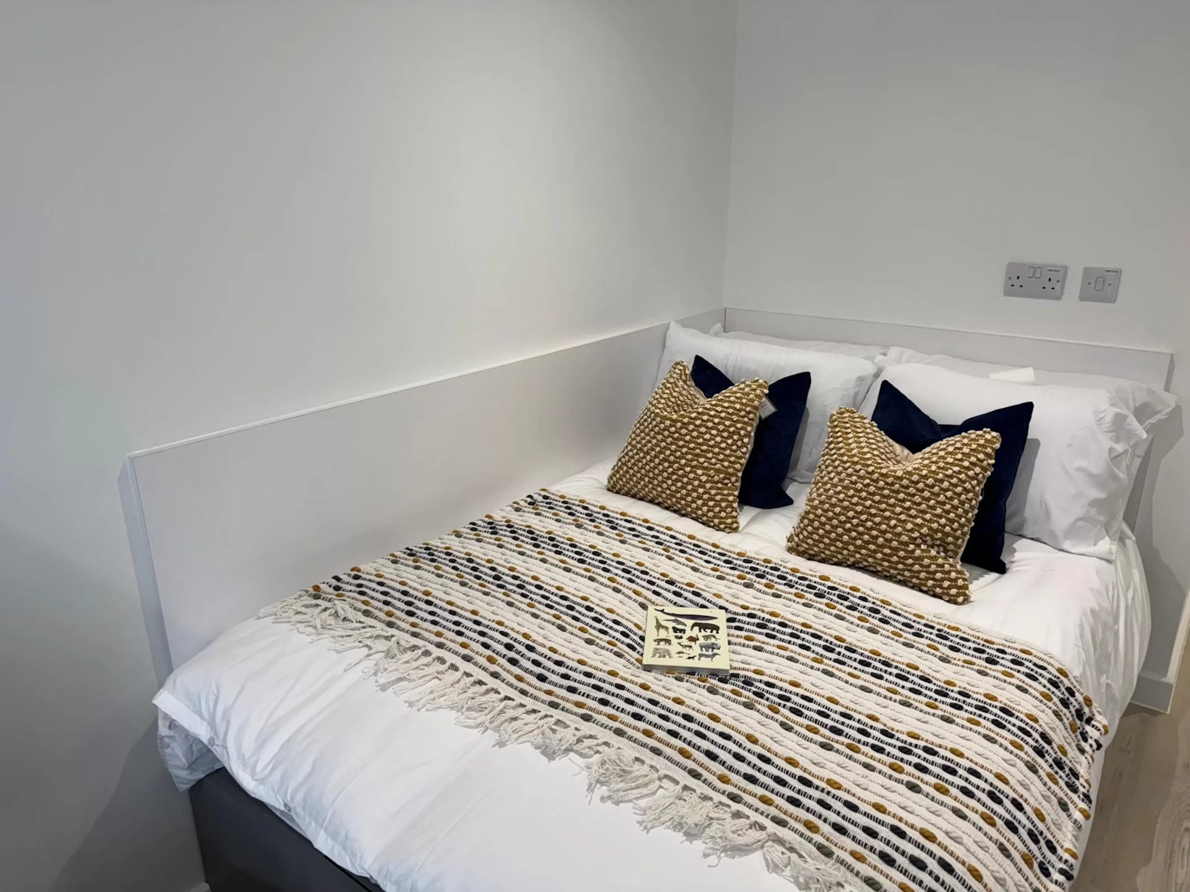 Premium Studio ROOM 1