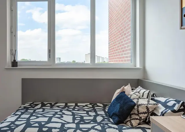 Deluxe Studio room image 1