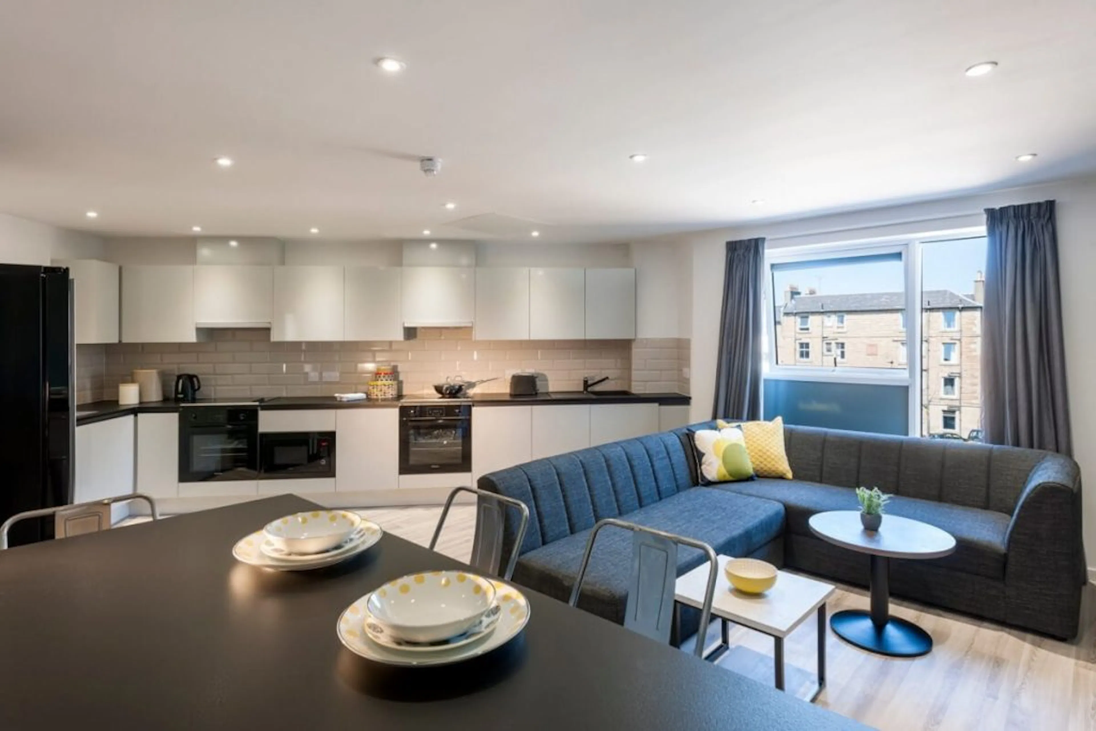 Silver Ensuite KITCHEN 1