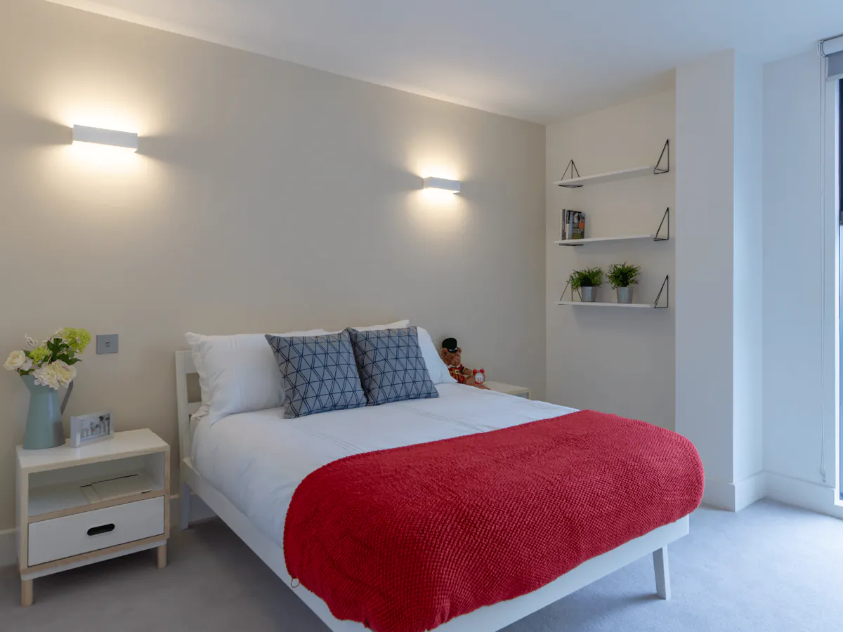 ROOM ROOM