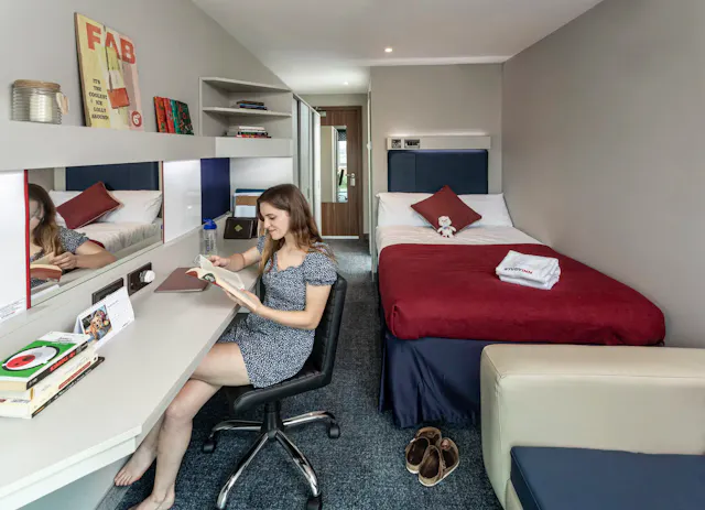 Diamond En-suite Serviced Apartment room image 1