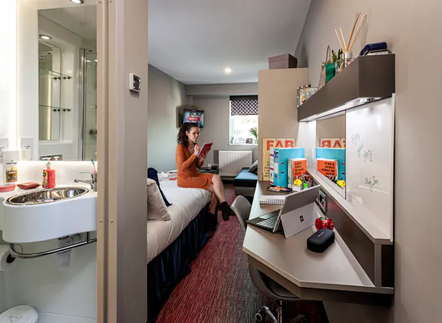 Diamond Ensuite Serviced Apartment room image 1