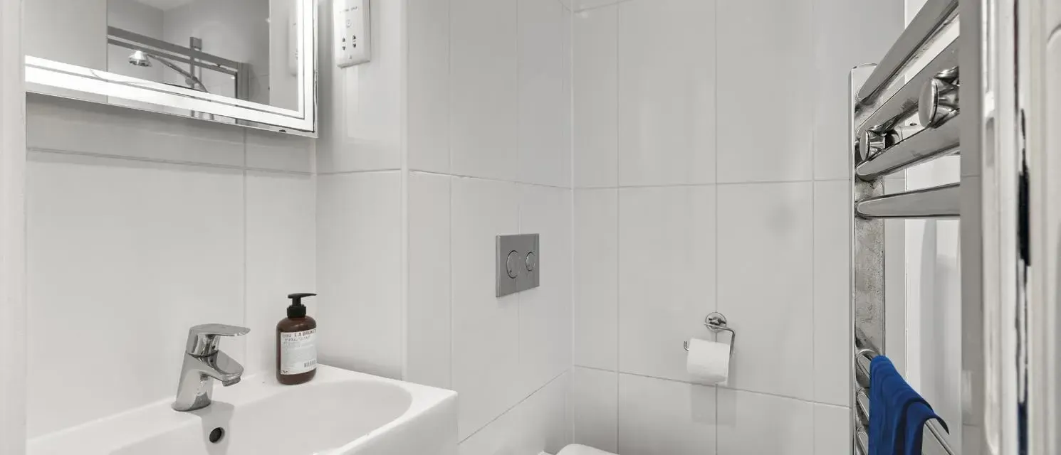 Diamond Ensuite Shared Mid Level