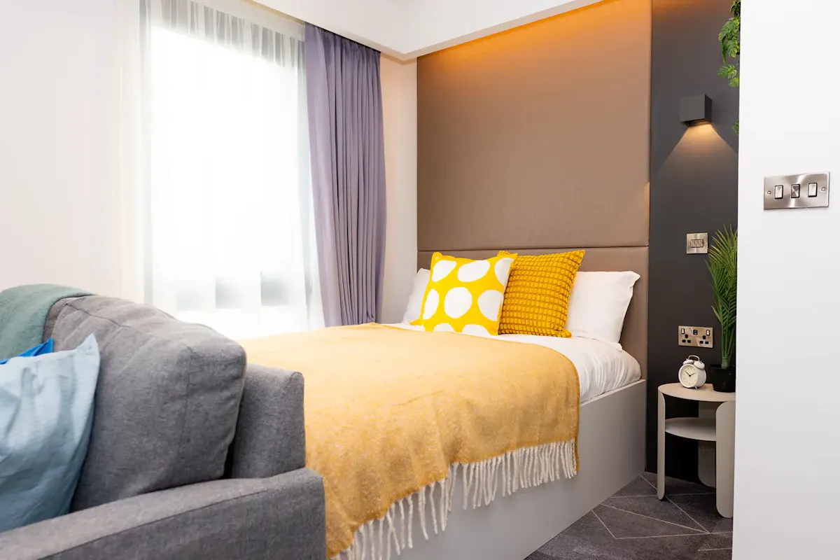 Diamond Plus Studio  ROOM