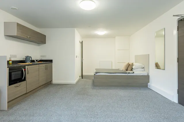 Diamond Studio room image 1