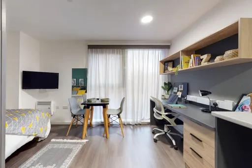 Diamond Studio Mid Level