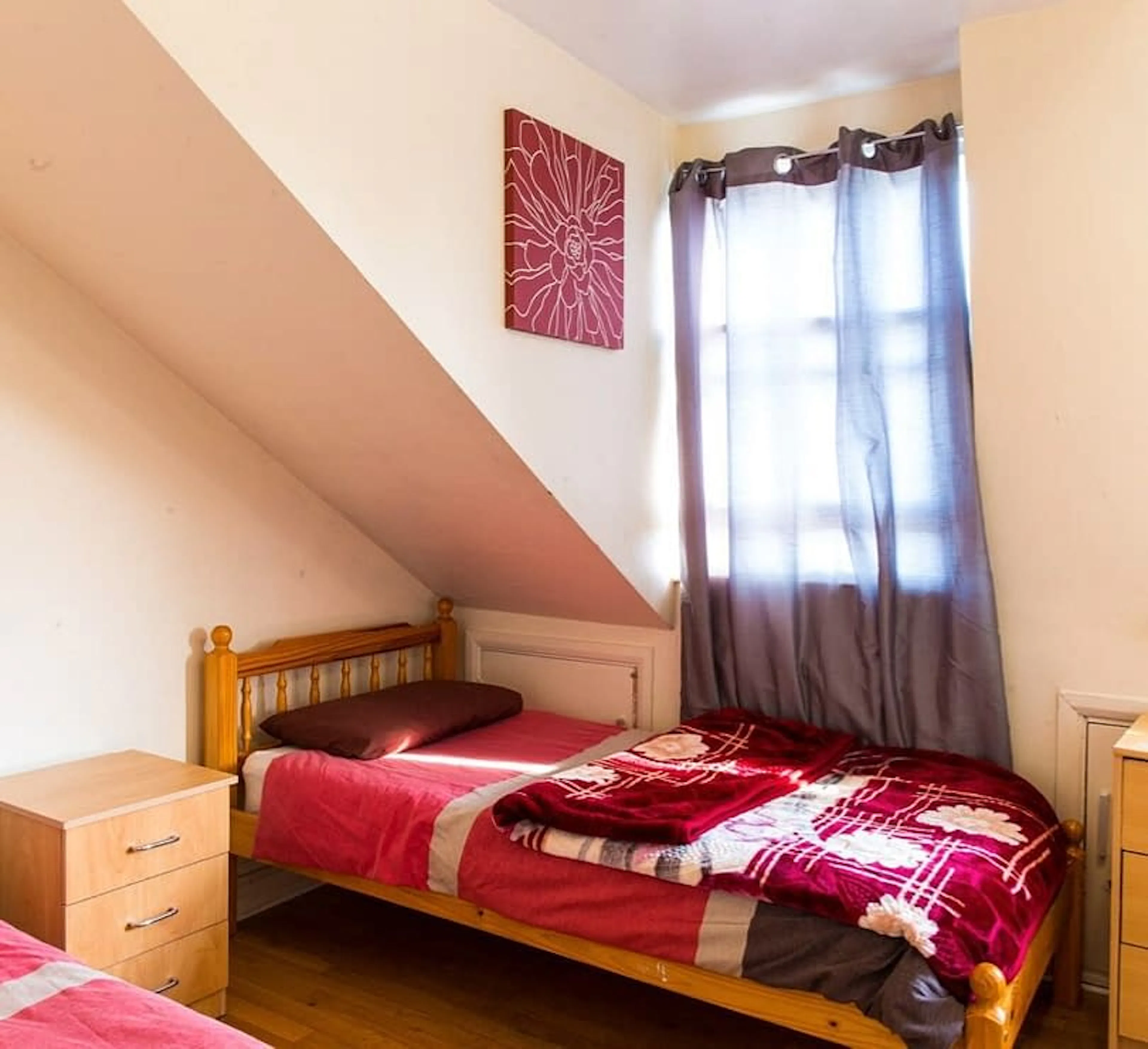 ROOM ROOM 2