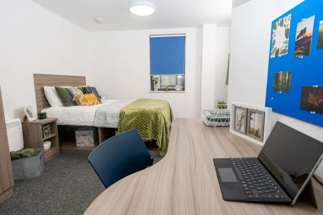 Double Ensuites room image 1