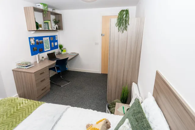 Double Ensuites room image 2
