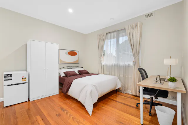Double Room room image 2