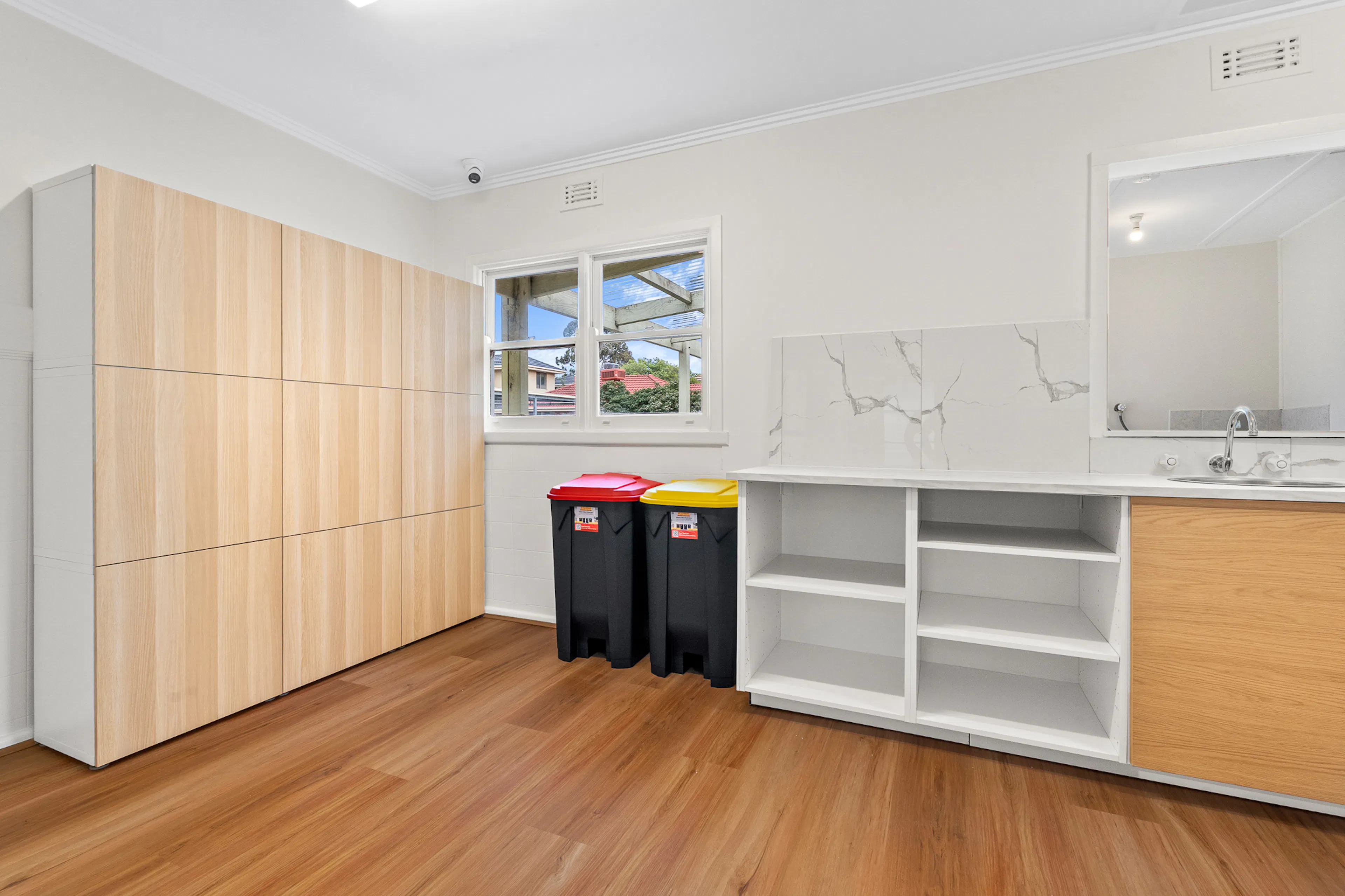 Double Room KITCHEN 4