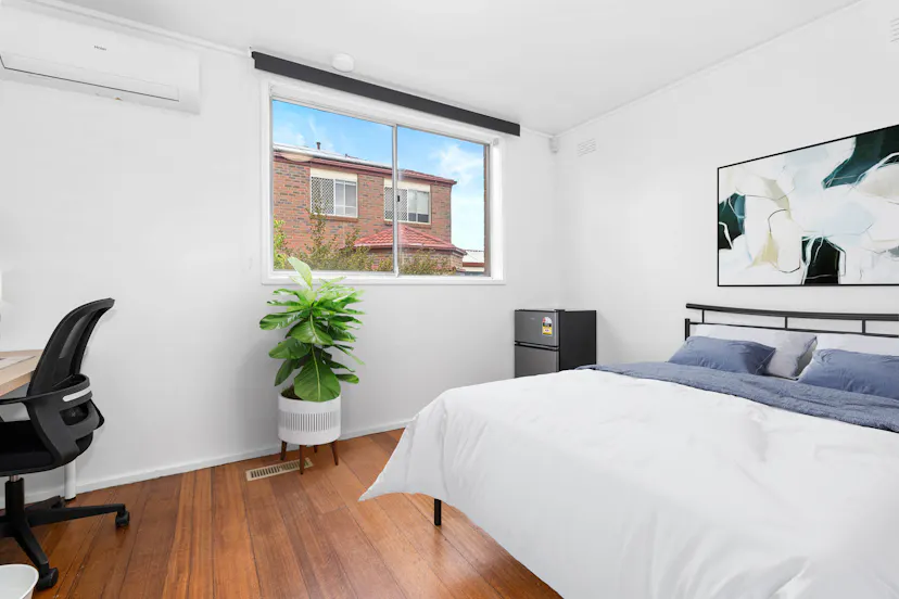 Property video thumbnail 5