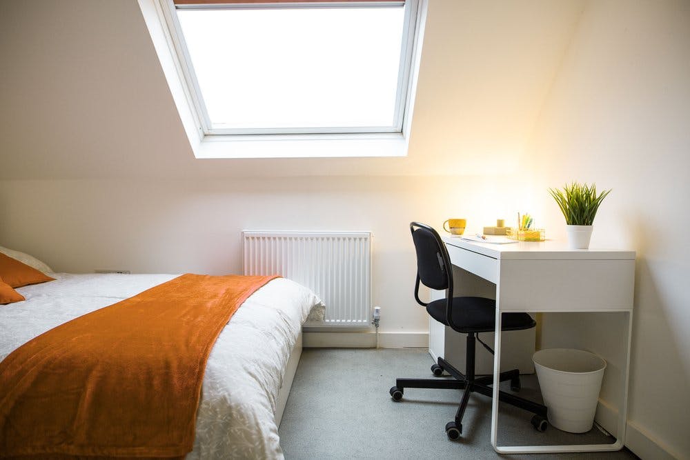 myah-broadlane-coventry-Double Room in Shared Flat