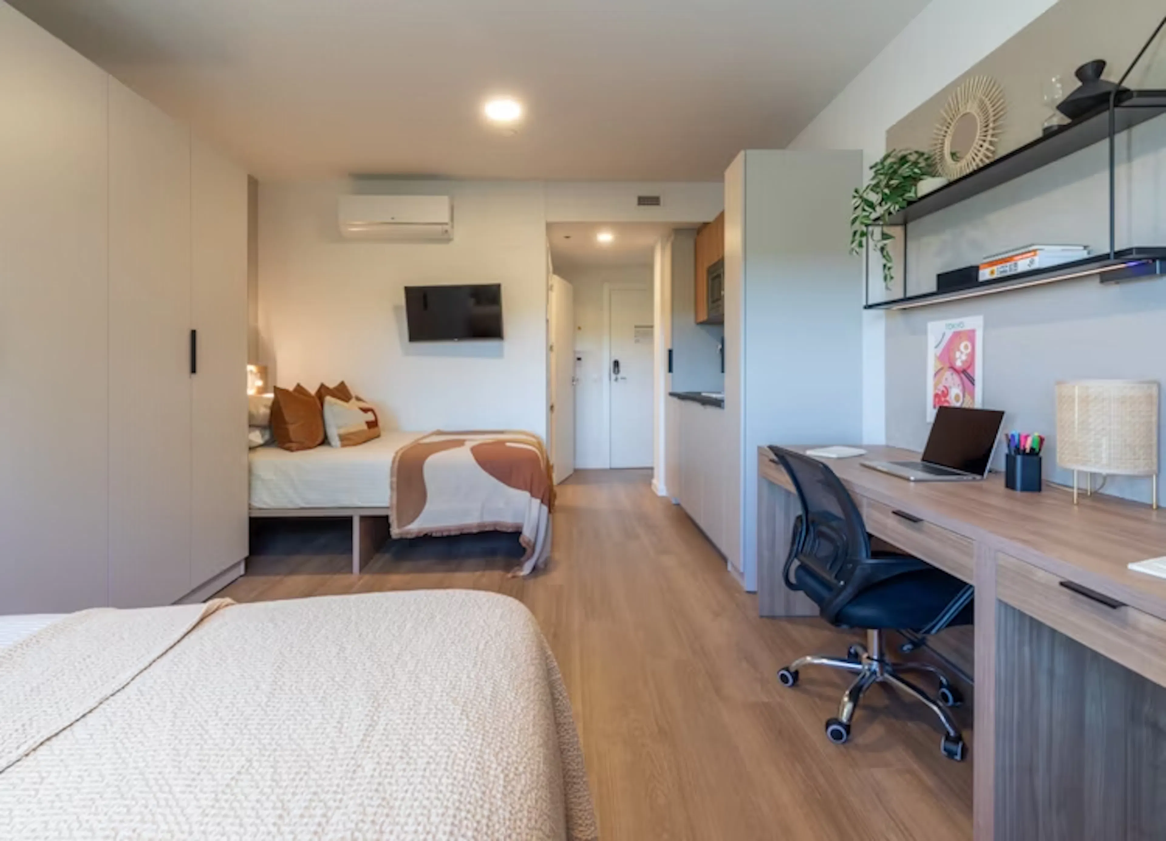 Double Studio ROOM 2