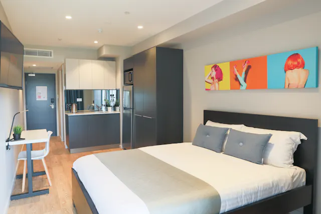 Dream Studio room image 1