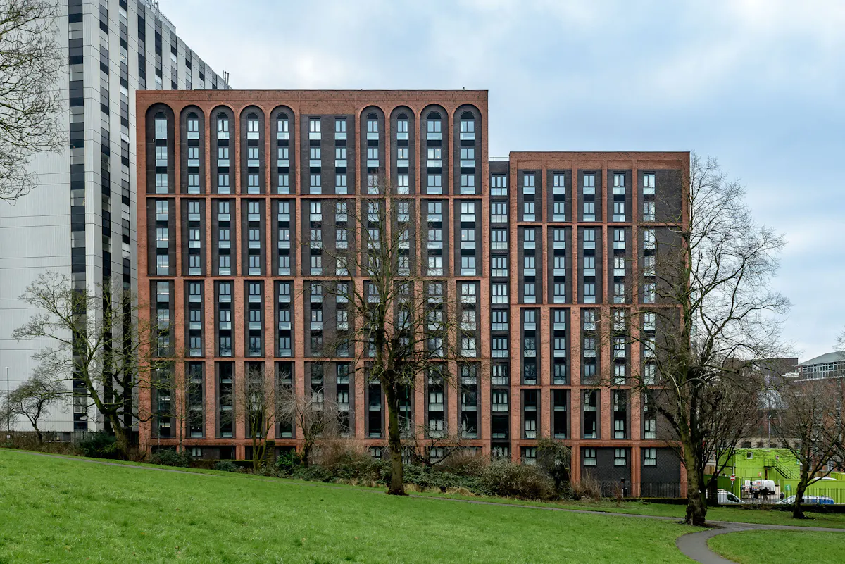 BUILDING BUILDING